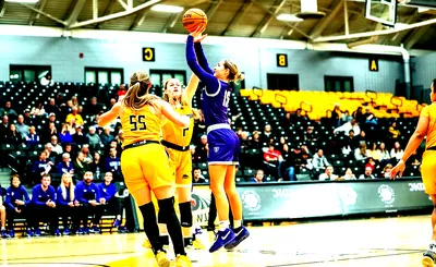 St. Thomas University Tommies Women's Basketball